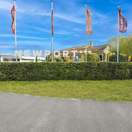 Hotel Newport Villefranche-sur-Saône Exterior foto