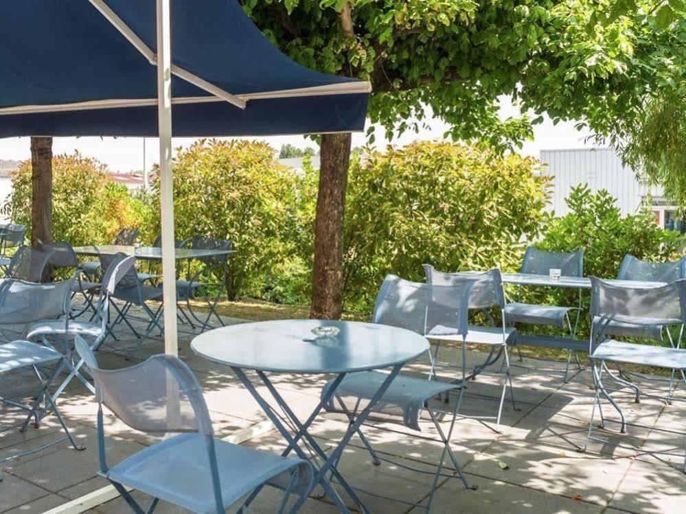 Hotel Newport Villefranche-sur-Saône Exterior foto